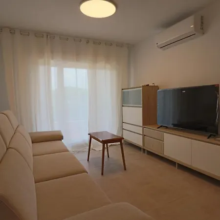 Next To The Golf Apartment *